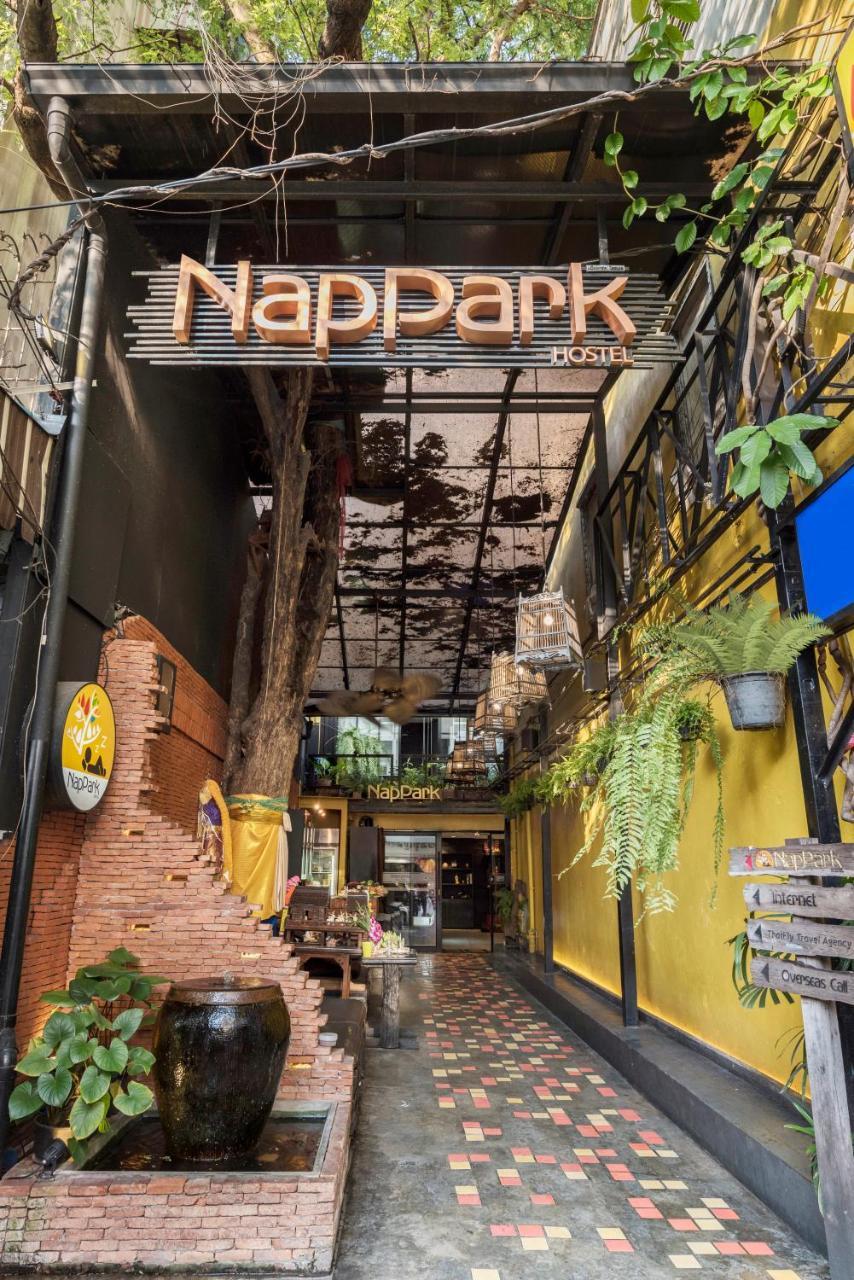 Nappark Hostel @Khao San Bangkok Extérieur photo